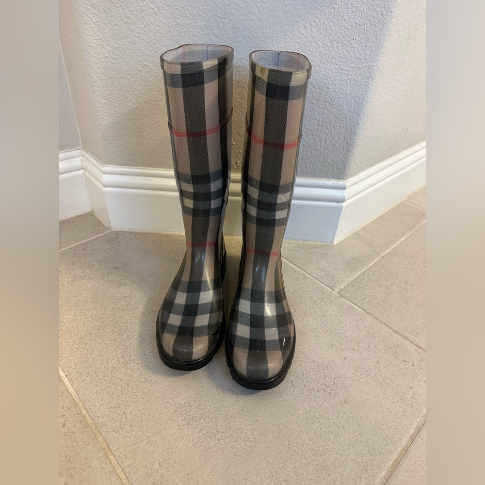 Burberry rain boots
